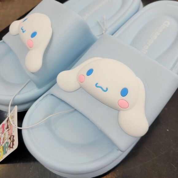 Brand New Sanrio Cinnamoroll Big Charm Slippers Size: US 7.5 - Picture 3 of 10